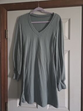 SHEIN Sage Green V-Neck Cable Knit Long Sleeve Dress